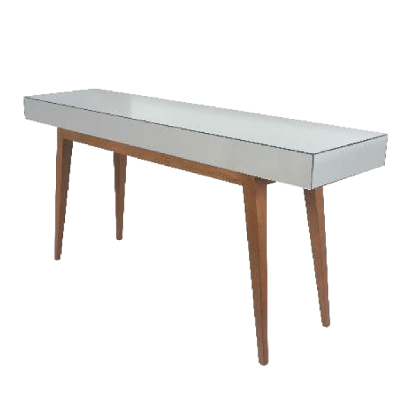 Aparador Elegance - <p>Aparador com estrutura em MDF, pés em madeira maciça e tampo em MDF revestido em espelhos.</p>