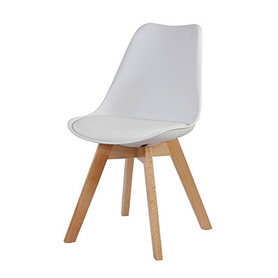 Cadeira 1108 - <p style="text-align: justify;">Cadeira com base em madeira e assento em polipropileno. Conta com almofada fixa no assento em PU.</p>
