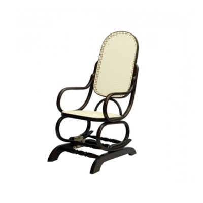 Cadeira de Balanço Papai - <p style="text-align: justify;">Produto produzido pela conceituadíssima Thonart, conhecida por seus produtos em madeira maciça vergada e por utilizar matéria-prima sustentável em suas peças. Alta Qualidade e Garantia de 10 anos são algumas das vantagens desse produto.</p>
<p style="text-align: justify;">Estrutura em madeira maciça e vergada. A fixação das peças é feita com parafusos fenda Philips e cola PVA. O acabamento é aplicado no produto montado, com tingidor a base de resinas pigmentadas, selador e verniz PU.</p>
<p style="text-align: justify;">Produto com diversas variações e cores.</p>
<p> </p>