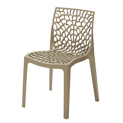 Cadeira Gruvyer - <p style="text-align: justify;">Cadeira com estrutura em policarbonato Bayern* made in Italy. A cadeira é fácil de limpar empilhável.</p>
<p style="text-align: justify;">*O policarbonato bayern é considerado o melhor do mundo, com brilho e 90% transparência.</p>
<p style="text-align: justify;"><strong>Cores sob medida.</strong></p>