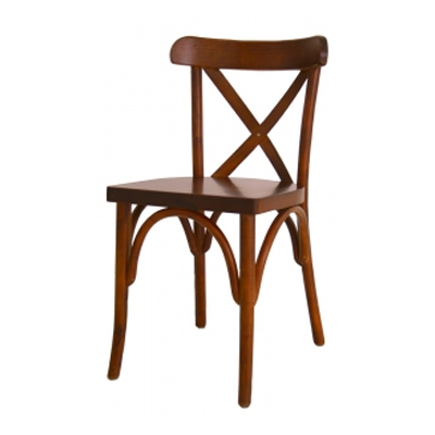 Cadeira Malta Slim - <p style="text-align: justify;">Estrutura em madeira maciça vergada. A fixação das peças é feita com parafusos fenda Philips e cola PVA. O acabamento é aplicado no produto montado, com tingidor a base de resinas pigmentadas, selador e verniz PU.</p>