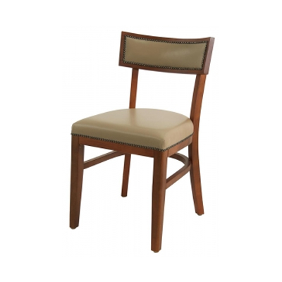 Cadeira Western - <p style="text-align: justify;">Produto produzido pela conceituadíssima Thonart, conhecida por seus produtos em madeira maciça vergada e por utilizar matéria-prima sustentável em suas peças. Alta Qualidade e Garantia de 10 anos são algumas das vantagens desse produto.</p>
<p style="text-align: justify;">Estrutura em madeira maciça vergada. A fixação das peças é feita com parafusos fenda Philips e cola PVA. O acabamento é aplicado no produto montado, com tingidor a base de resinas pigmentadas, selador e verniz PU.</p>
<p style="text-align: justify;">Opção de encosto em madeira ou estofado</p>