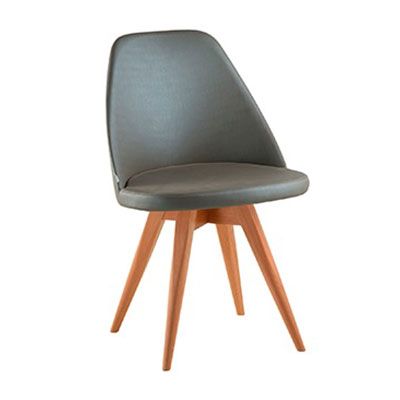 Cadeira Wish 01 - <p>Cadeira estofada com base em madeira.</p>