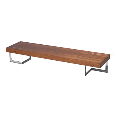 Mesa de Centro Clos - <p style="text-align: justify;">Mesa de Centro com estrutura em inox polido e tampo em madeira.</p>