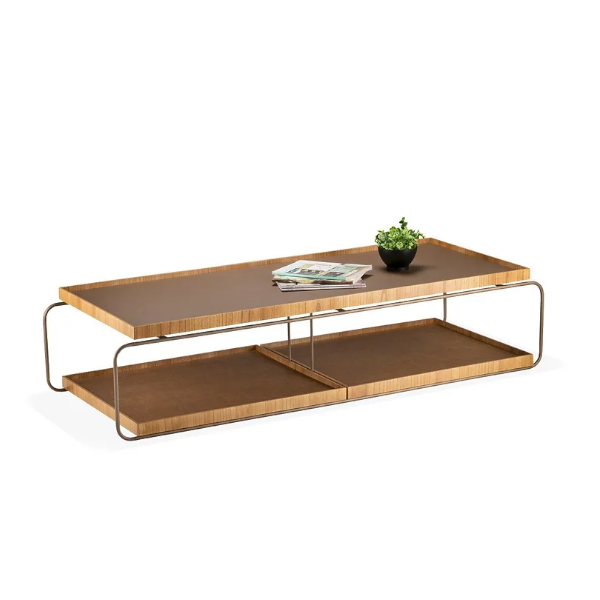 Mesa de centro Melius - <p>Mesa de centro com dois tampos em madeira. Detalhes em metal.</p>
<p>Medidas: 180 x 61,5 x 35cm</p>