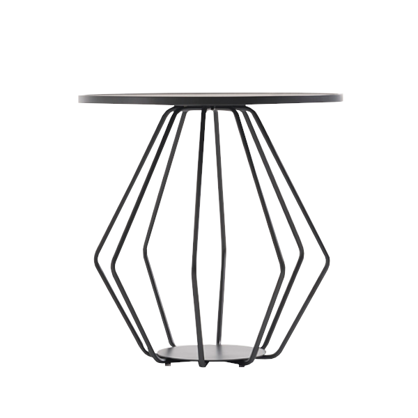 Mesa lateral Agave - <div class="produto-descricao wow animated" data-wow-delay=".9s">
<div class="produto-descricao wow animated" data-wow-delay=".9s">
<div class="produto-descricao wow animated" data-wow-delay=".9s">A coleção foi inspirada nas folhas da planta Agave. A personalidade da mesa fica por conta da base das peças compostas por perfis em tubo de aço com pinturas metalizadas, cujos ângulos fazem referência à forma e a disposição radial das folhas da Agave. A mesa lateral apresenta opção em tampo com recouro costurado ou vidro pintado.</div>
</div>
</div>
<p>Medidas: 61,5 x 60cm (A x D)</p>