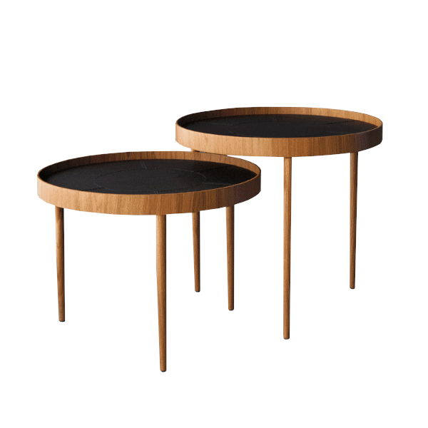 Mesa lateral Ora - <p>Mesa lateral em metal com tampo em couro.</p>
<p>Medidas: L x P x H cm</p>
<p>60 diam. x 45<br />
60 diam. x 55</p>
<p> </p>