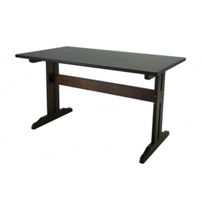 Mesa Rustica - <p style="text-align: justify;">Produto produzido pela conceituadíssima Thonart, conhecida por seus produtos em madeira maciça vergada e por utilizar matéria-prima sustentável em suas peças. Alta Qualidade e Garantia de 10 anos são algumas das vantagens desse produto.</p>
<p style="text-align: justify;">Estrutura em madeira maciça, ilhargas em MDF, tampo em MDF revestido com lâmina de madeira. A fixação das peças é feita com parafusos fenda Philips e cola PVA. O acabamento é aplicado no produto montado, com tingidor a base de resinas pigmentadas, selador e verniz PU.</p>
