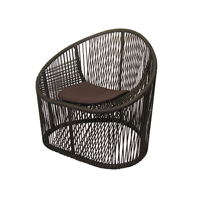 Poltrona Pet 6 - <p style="text-align: justify;">A Poltrona Pet 6 tem estrutura em PET. Produto pode ser utilizado em ambientes externos.</p>